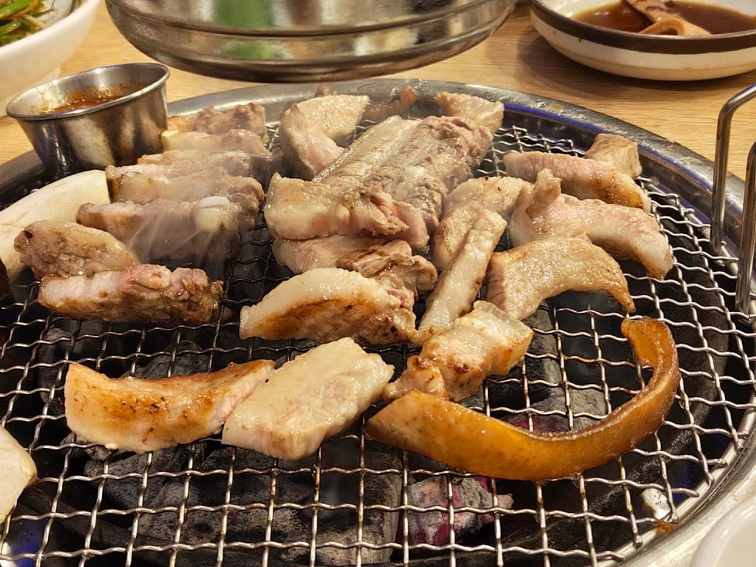늘봄 흑돼지
