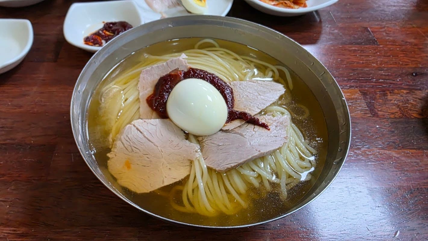 산방식당