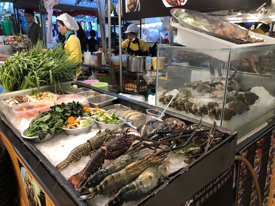 더원 랏차다 야시장