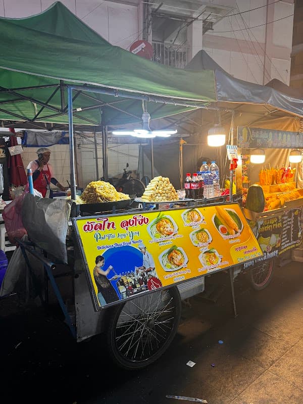 팟타이 노점(juchard padthai)