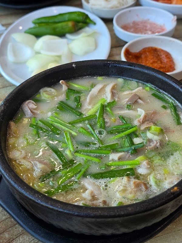 이바구 국밥