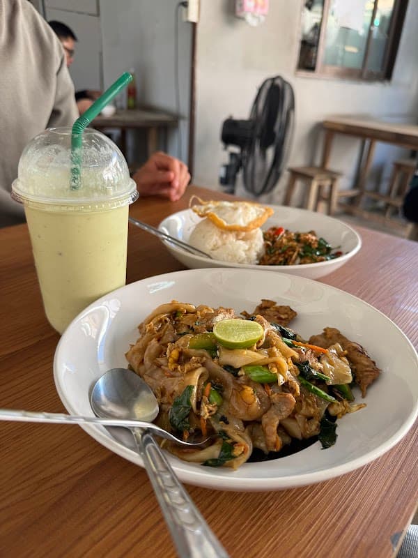 Mee Gin Thai Food