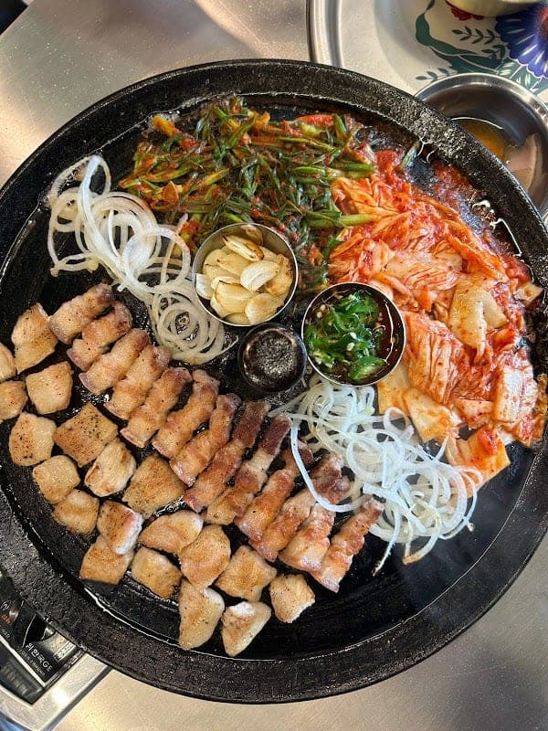 Moggumung Canggu 목구멍 짱구점